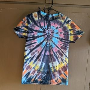 Tie Dye hand-made-- Mens M (spiderweb design)